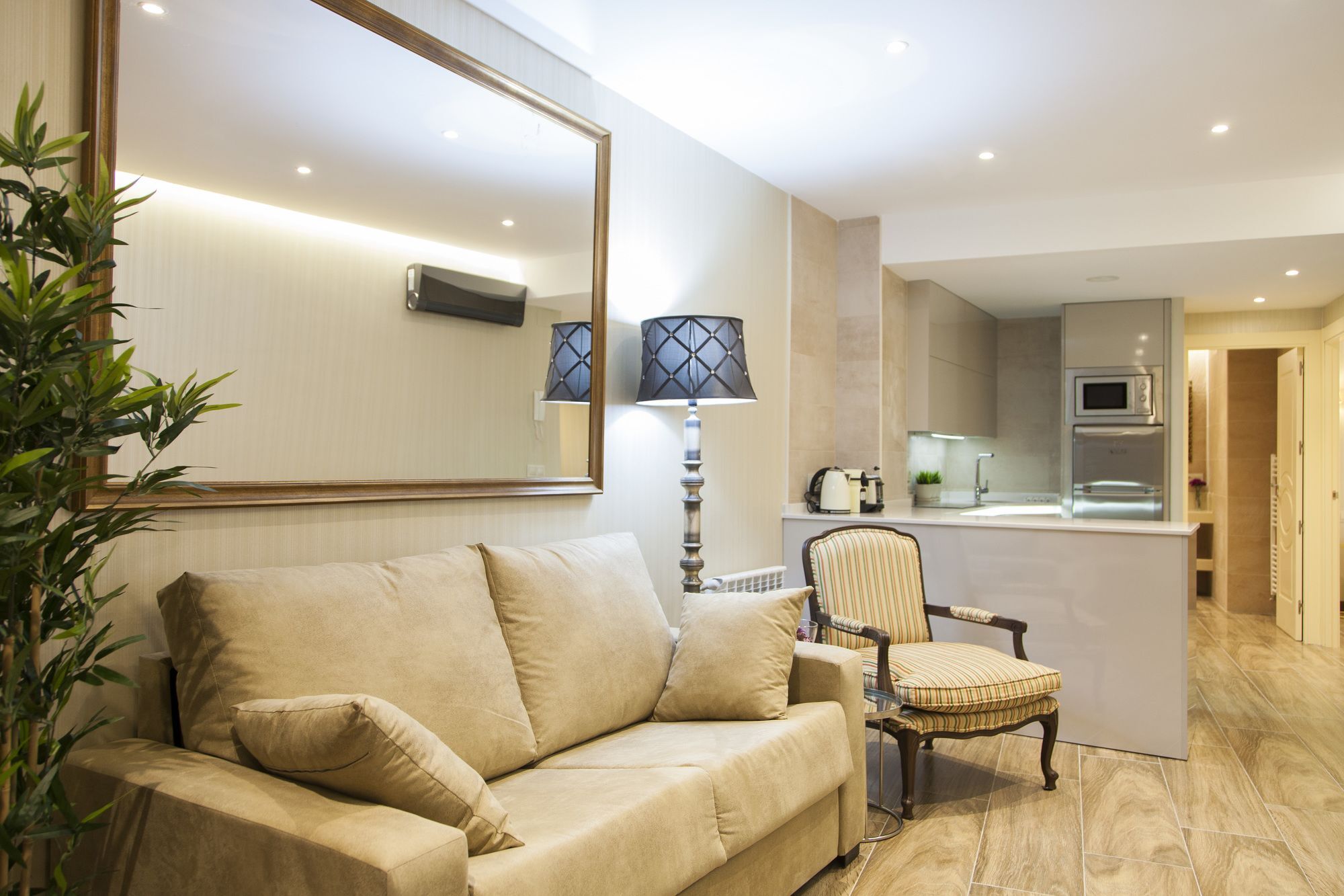 Apartamentos Salamanca Puerta Zamora, Centro, Wifi Con Salon Y 2 Dormitorios, Parking 外观 照片